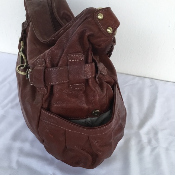 ITALIAN LEATHER Hobo Bag - Picture 5 of 7